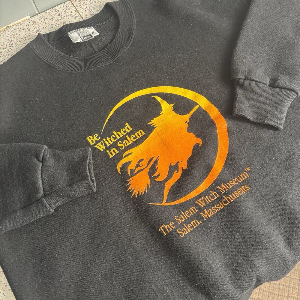 Vintage 90s Salem Witch Museum Massachusetts XL Black Sweatshirt Lee Whimsy Goth